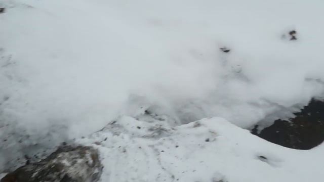 Пошла мерзлота... Копаем кессон для скважины. смотреть онлайн