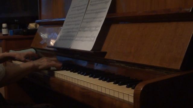 Э. Градески. Счастливые Буги смотреть онлайн
