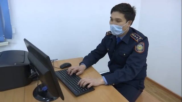 В Талдыкоргане полицейские задержали пьяную угонщицу без водительских прав, сбившую дорожный знак смотреть онлайн