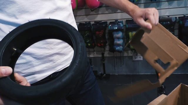 Электросамокат Xiaomi 1S Euro, отличие только в упаковке? смотреть онлайн