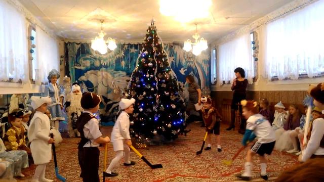 "Фигуристки" и медведи-хоккеисты смотреть онлайн