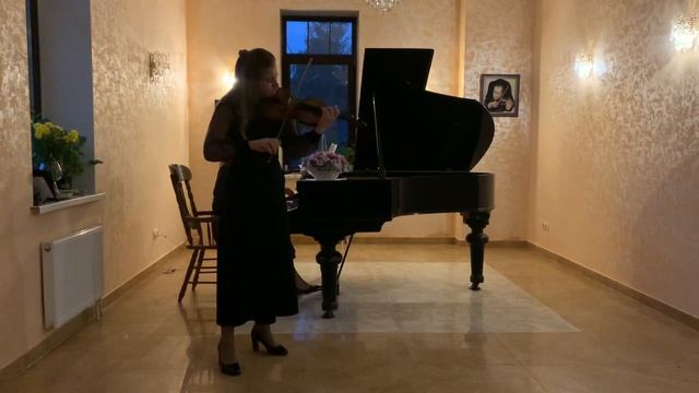 Александра Журавлева, преподаватель по игре на скрипке. Школа музыки Миладена смотреть онлайн