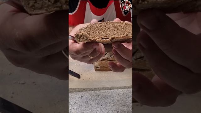 Хлеб из ржаной муки / цельнозерновая мука / хлеб в духовке #shorts смотреть онлайн