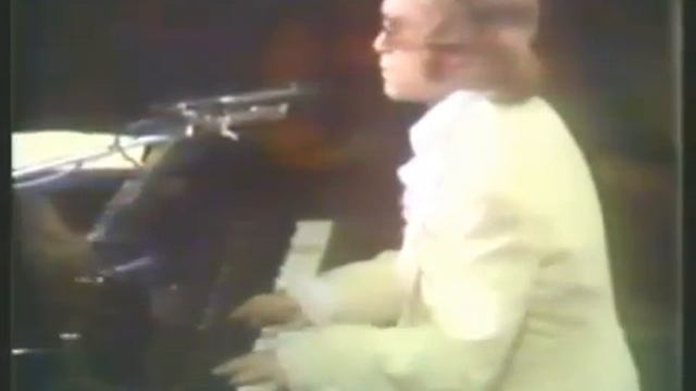 ELTON JOHN LIVE ROYAL FESTIVAL HALL 1972