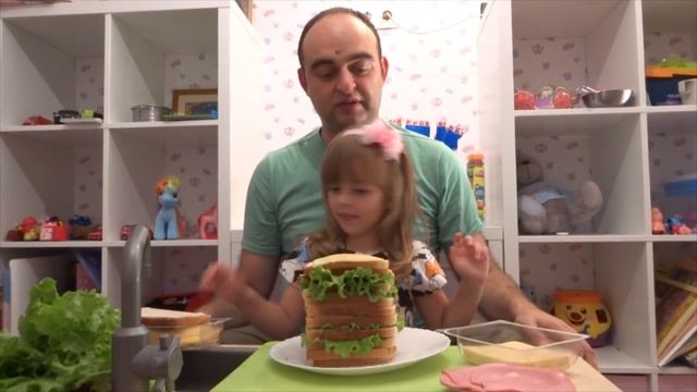 100 СЛОЕВ БУТЕРБРОД 100 LAYERS SANDWICH смотреть онлайн