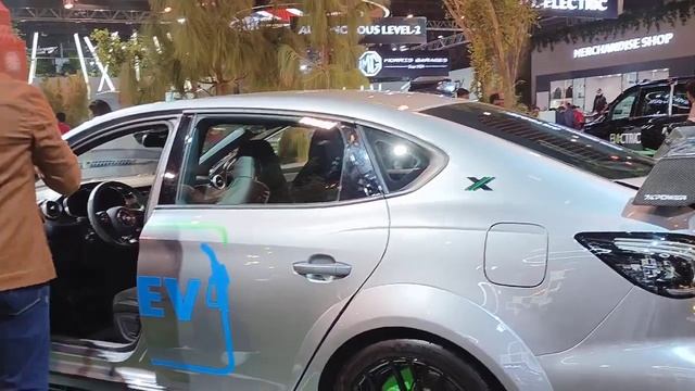 MG eMG6 Hybrid Sedan Launched @ 2023 Auto Expo - Walkaround | Full Interior And Exterior смотреть онлайн