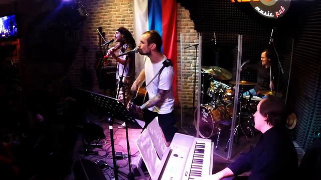 Rock 'n' Roll Queen "PashLesh Band" смотреть онлайн