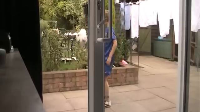 Englands messi.9 year old Henry Hoare doing 1400 keepy ups смотреть онлайн