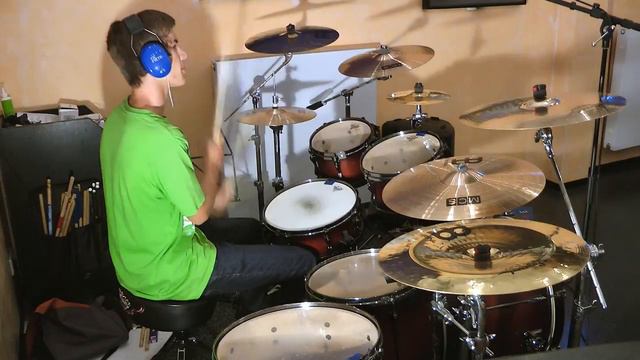 Neil Diamond - I'm A Believer Drum Cover (HD) смотреть онлайн