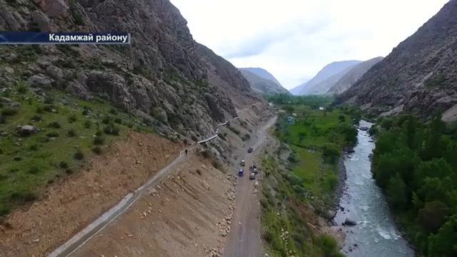 74 ЖАШТАГЫ КАРЫЯ ТОО БООРУНАН СУУ ЧЫГАРДЫ. БАРАКЕЛДЕ! ЭМИ 40 ГЕКТАР КАЙРАК ЖЕРГЕ СУУ ЖЕТТИ смотреть онлайн