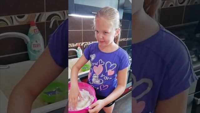 Алиса готовит пирожки с картошкой смотреть онлайн