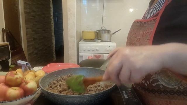 ГОТОВЛЮ НА ЗАВТРАК Овсяные блинчики с мясом,Яичные гренки смотреть онлайн