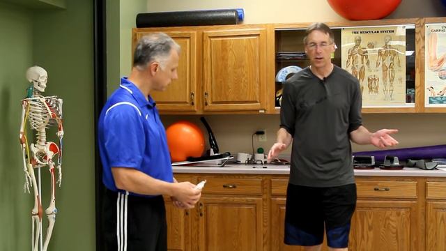 Simple Test to See if You Are About to Sprain Your Ankle + How to Stop It смотреть онлайн