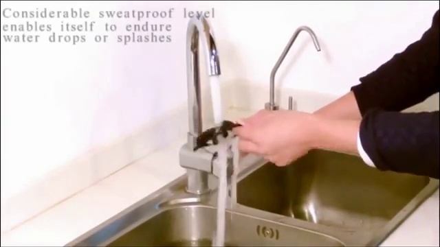 Waterproof testing - Mpow Cheetah Bluetooth 4.1 Sport Headphones смотреть онлайн