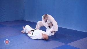 (Кузурэ кэса гатамэ) Kuzure kesa gatame - удержание сбоку захватом из под руки