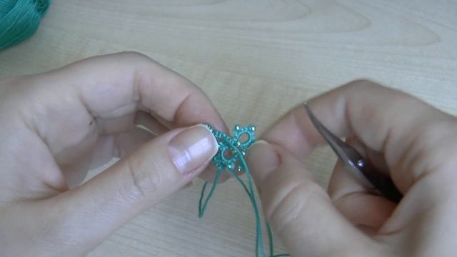 Фриволите. Серьги. Процесс плетения. смотреть онлайн