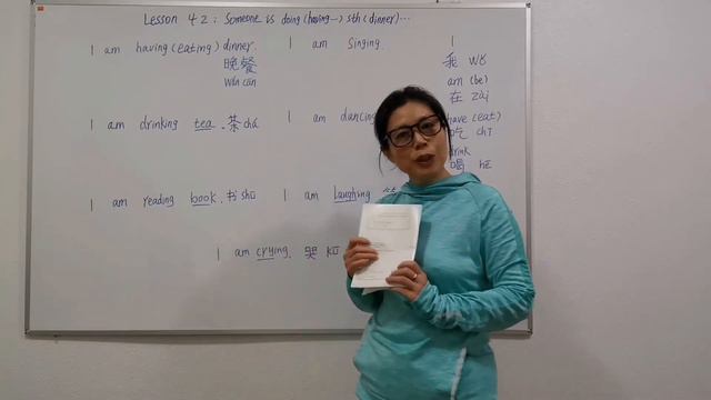 Lesson 42:Present continuous tense 进行态/在/正在. (2022) смотреть онлайн