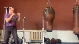 Правый прямой с самой дальней дистанции! Техника удара