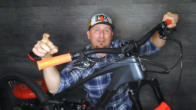 Guerrilla Gravity Trail Pistol / Pistola New Bike Build смотреть онлайн