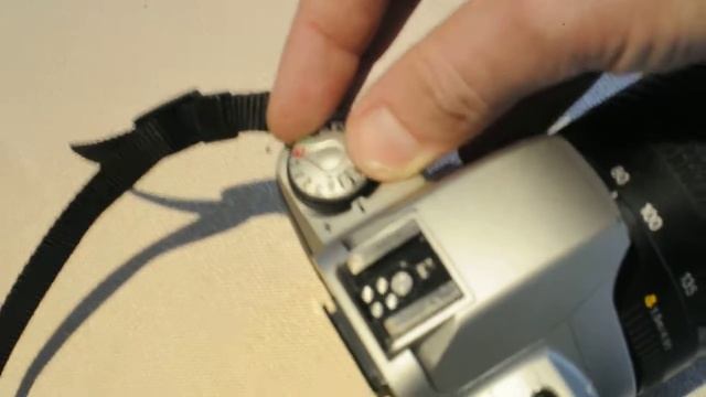 Canon EOS 500n SLR Film Camera смотреть онлайн