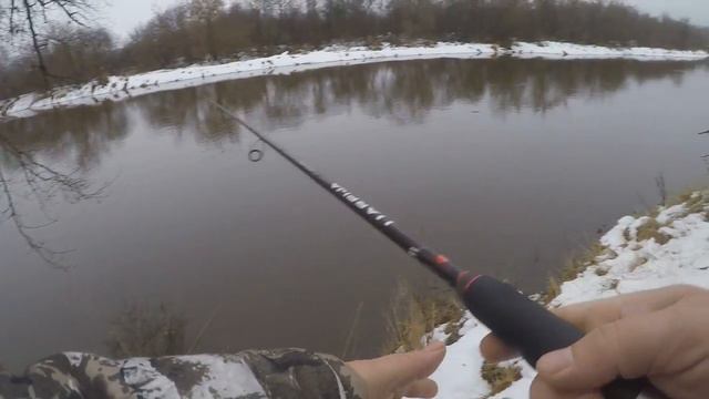 Зимний спиннинг. РЫБЫ НЕТ НО ВЫ ДЕРЖИТЕСЬ. смотреть онлайн