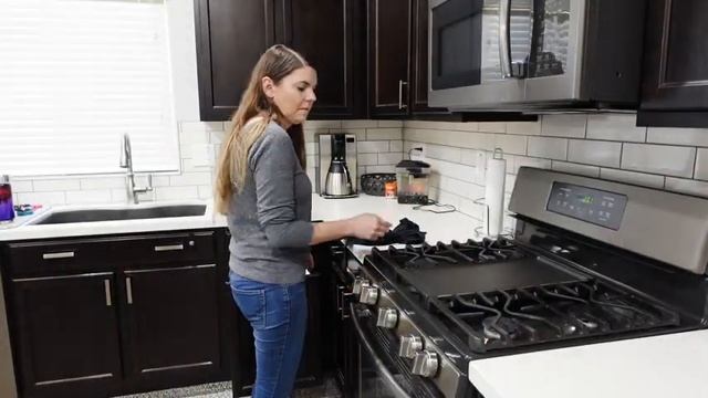 MESSY KITCHEN CLEAN UP // CLEANING MOTIVATION // CLEANING MOM смотреть онлайн