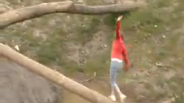 Жесткое падение на переправе смотреть онлайн