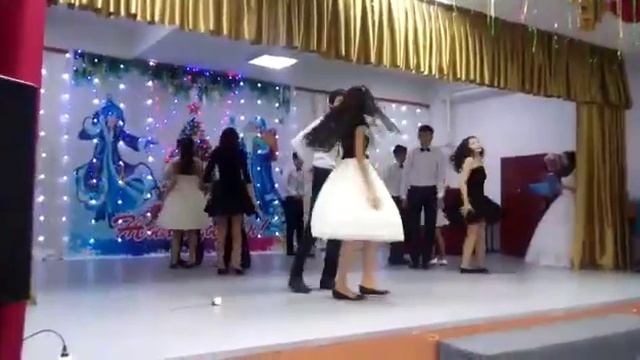Банный танец смотреть онлайн