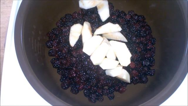 Ягодный компот в мультиварке смотреть онлайн