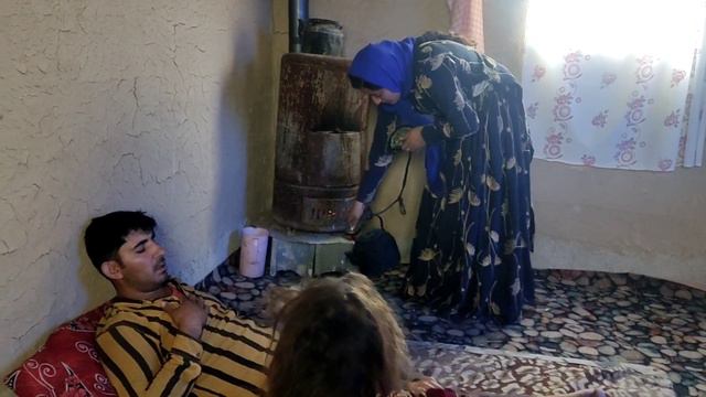 Documentary About The Life Of A Nomadic Family: Poisoning The Unfaithful Husband