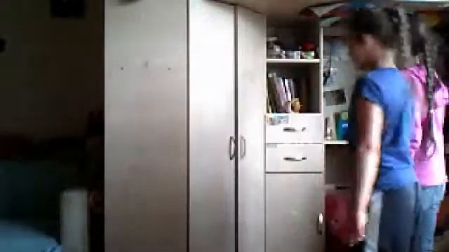 розыгрыш"МОНСТР из шкафа" смотреть онлайн