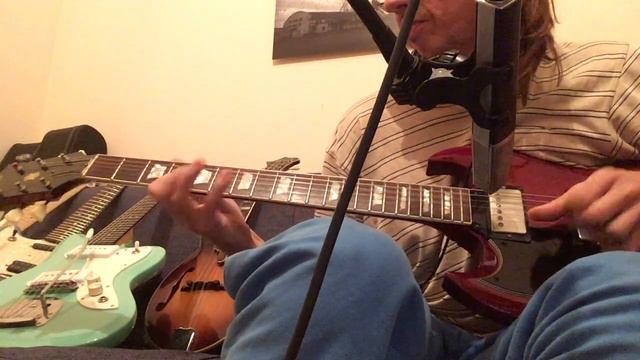 Medium Rare Guitar Show : 1991 Greco SS600 SG - FLATWOUND strings смотреть онлайн