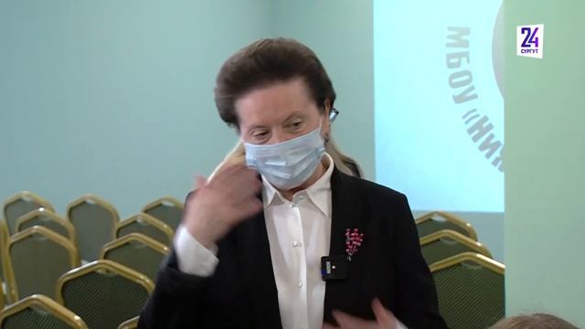 В Нижнесортымском дети пошли в новую школу смотреть онлайн