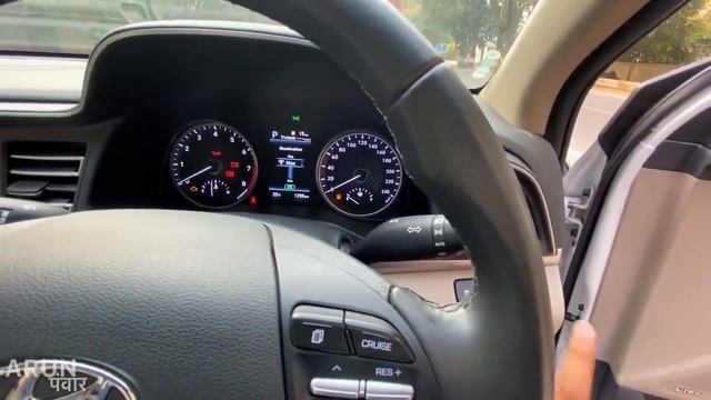 New Hyundai Elantra : 20 लाख वाली Premium Sedan смотреть онлайн