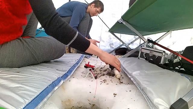 12.03.2022г. Зимняя рыбалка оз.Чаны п-ов Кондаков на карася и судака смотреть онлайн