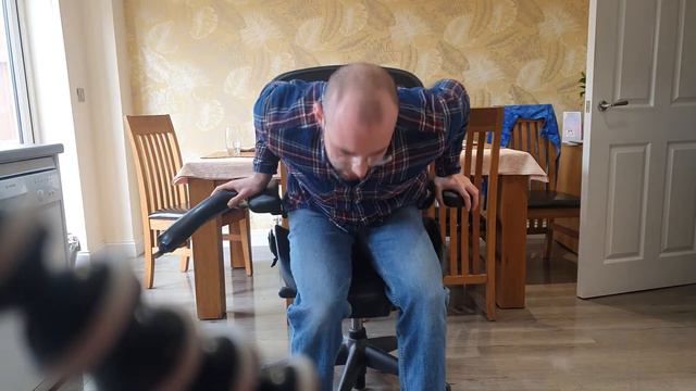 Herman Miller Aeron Chair Review - 2 Years Later смотреть онлайн