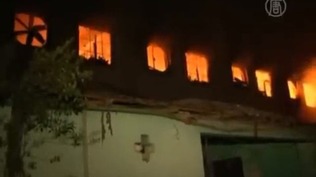 Пожар на фабрике в Бангладеш: более 100 погибших смотреть онлайн