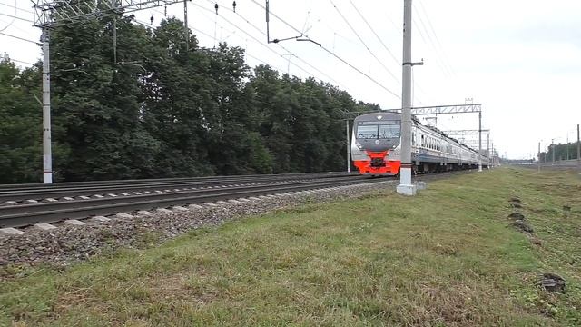 Электропоезд ЭД4М-0482 (ЦППК) скоростной пригородный поезд "РЭКС-экспресс" №7192 Москва - Куровская смотреть онлайн