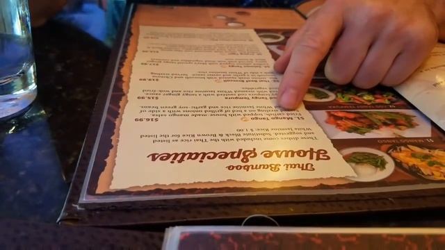 США/ИГРА Вкусов ВПЕРВЫЕ в ТАЙСКОМ РЕСТОРАНЕ.? смотреть онлайн