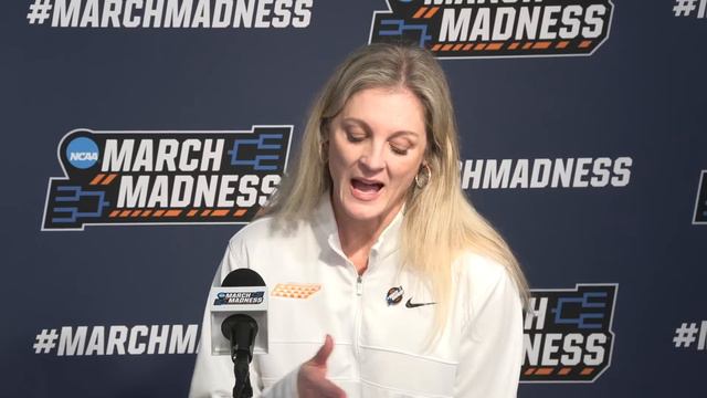 Tennessee Lady Vols Coach Kellie Harper, Rickea Jackson, Sara Puckett post-game vs. Green Bay смотреть онлайн