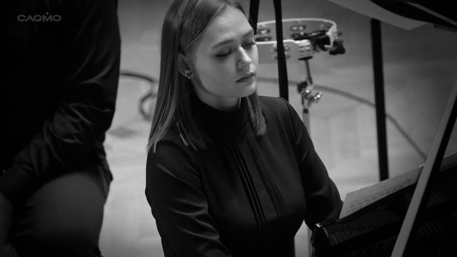 CAGMO - Einaudi Soundtracks - Experience (Live From Tchaikovsky Conservatory)