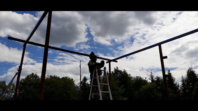 Постройка дома для бездомных поросят продолжение... смотреть онлайн