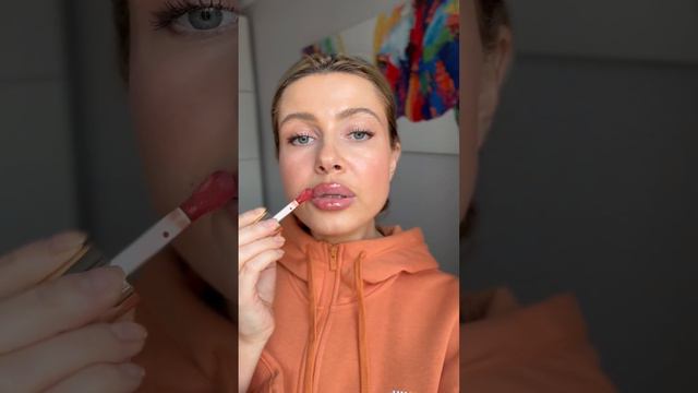 💋 Clarins LIP COMFORT OIL🫦🔥swatches 💥🔥#lipoil #clarins смотреть онлайн