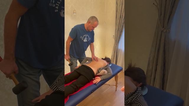 девушка сильная боль в пояснице #костоправ #chiropractor