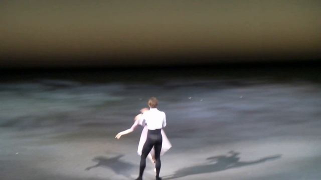 Maria Alexandrova, Vladislav Lantratov - Duet of Margo and Nureev 9.06.2021 Benois de la Danse смотреть онлайн