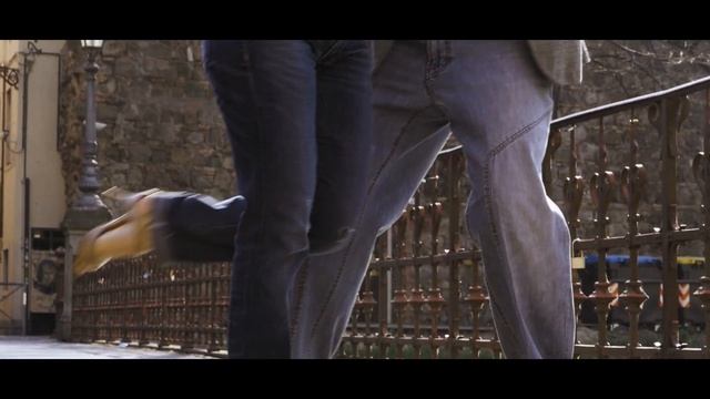 EL CACHIVACHE ORKESTA - Ella es asi - Bailan GIANNI y GABRIELLA - Milonga смотреть онлайн