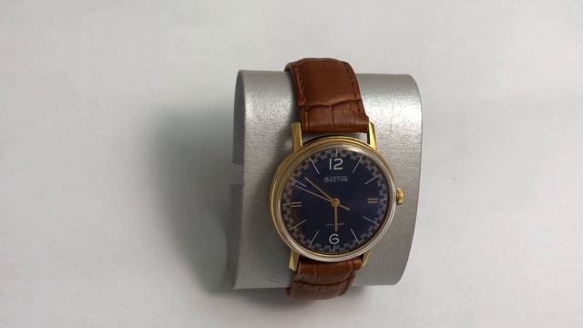 Мужские наручные часы Восток СССР позолоченные синие смотреть онлайн