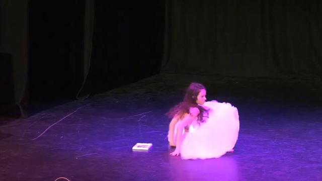 LAUREN GIBSON at TeenStar Talent Competition GLASGOW Regional Final смотреть онлайн