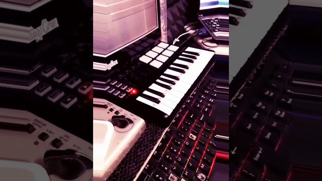 Bow Down - Instrumental Remake | Midi Keyboard Cover | Panda mini смотреть онлайн