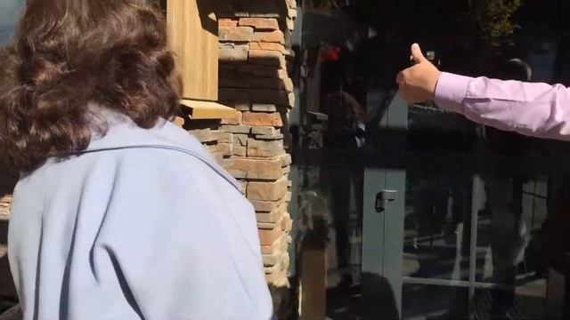 Просмотр новостройки ЖК "Сказка" (часть 4) — Вход в подъезд смотреть онлайн